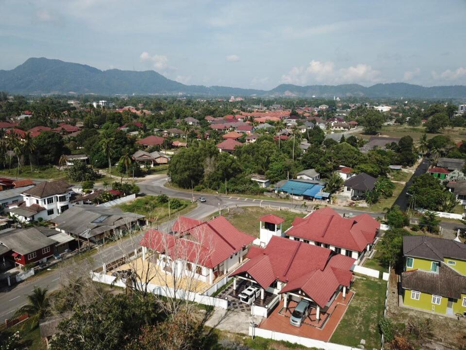 Wan'S Beach Guest House Dungun Exterior photo